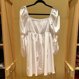Chic White Smocked Dress